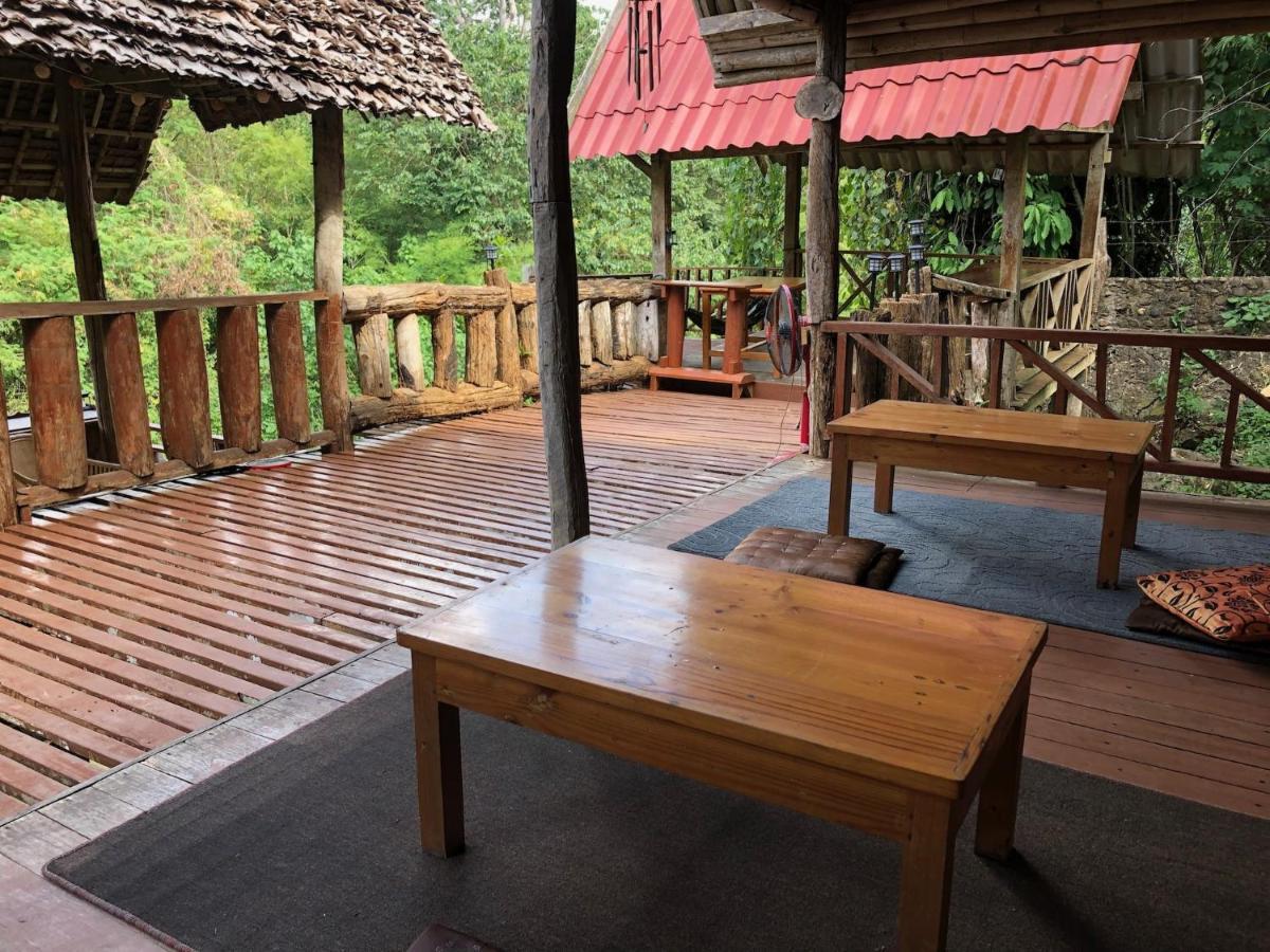 Aerie Lodge Pang Mapha Exterior photo
